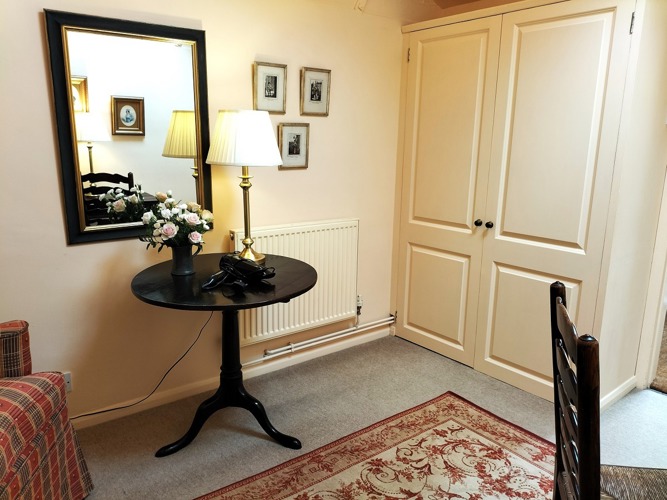 www.coachmans-cottage.com Coachmans Holiday Cottage Steeple Ashton Wiltshire BA14 6HH